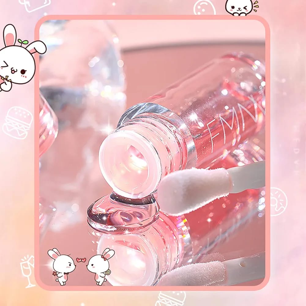 Nourishing Liquid Lip Gloss – Soft Pink High-Shine Finish